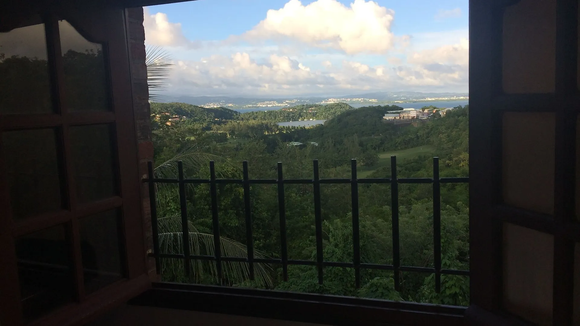 Domaine Du Chateau Hotel Les Trois-Ilets 0*,  Martinique